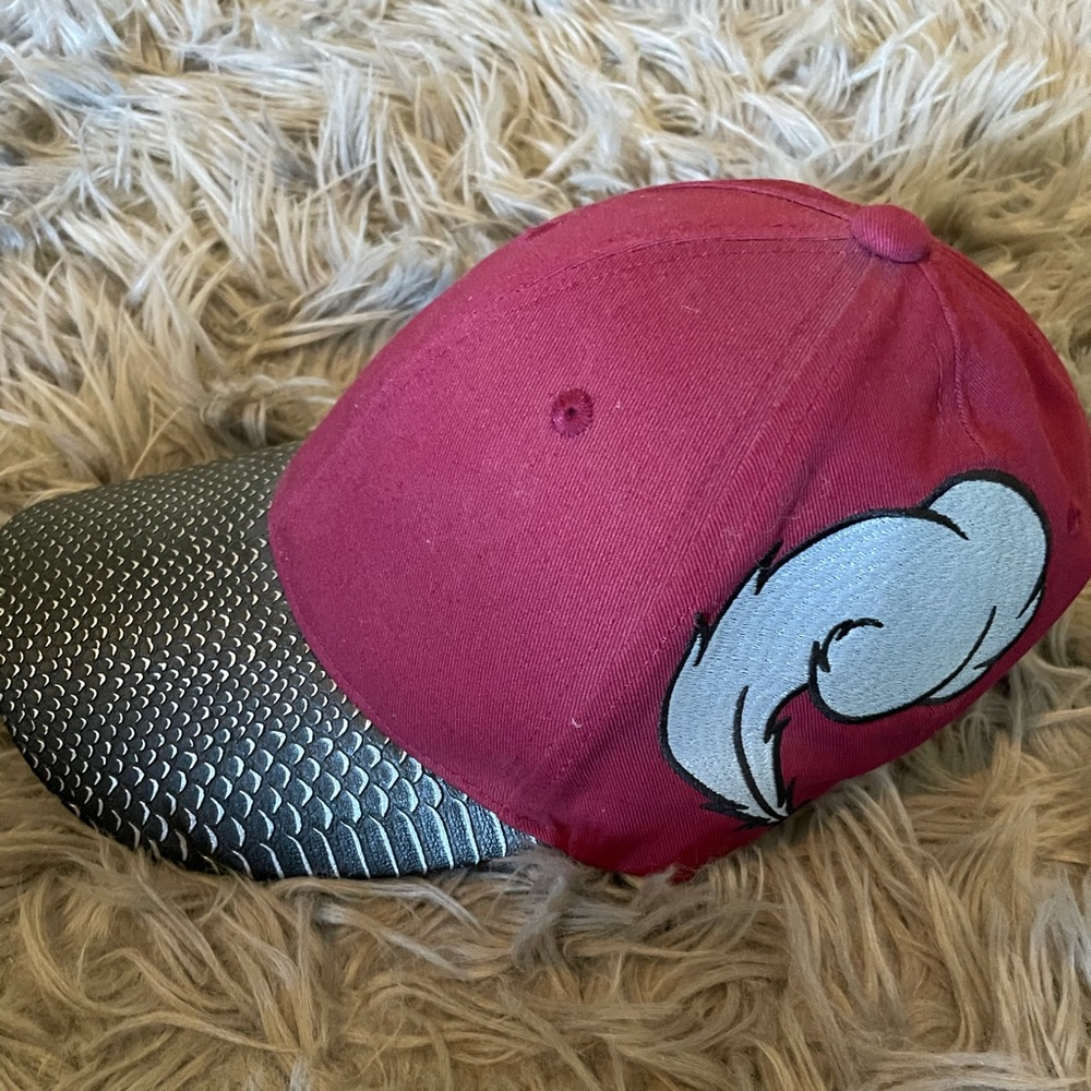 Cake worthy Captain Hook hat !